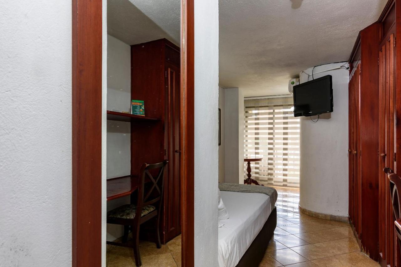 Hotel Cabo De La Vela Medellín Extérieur photo
